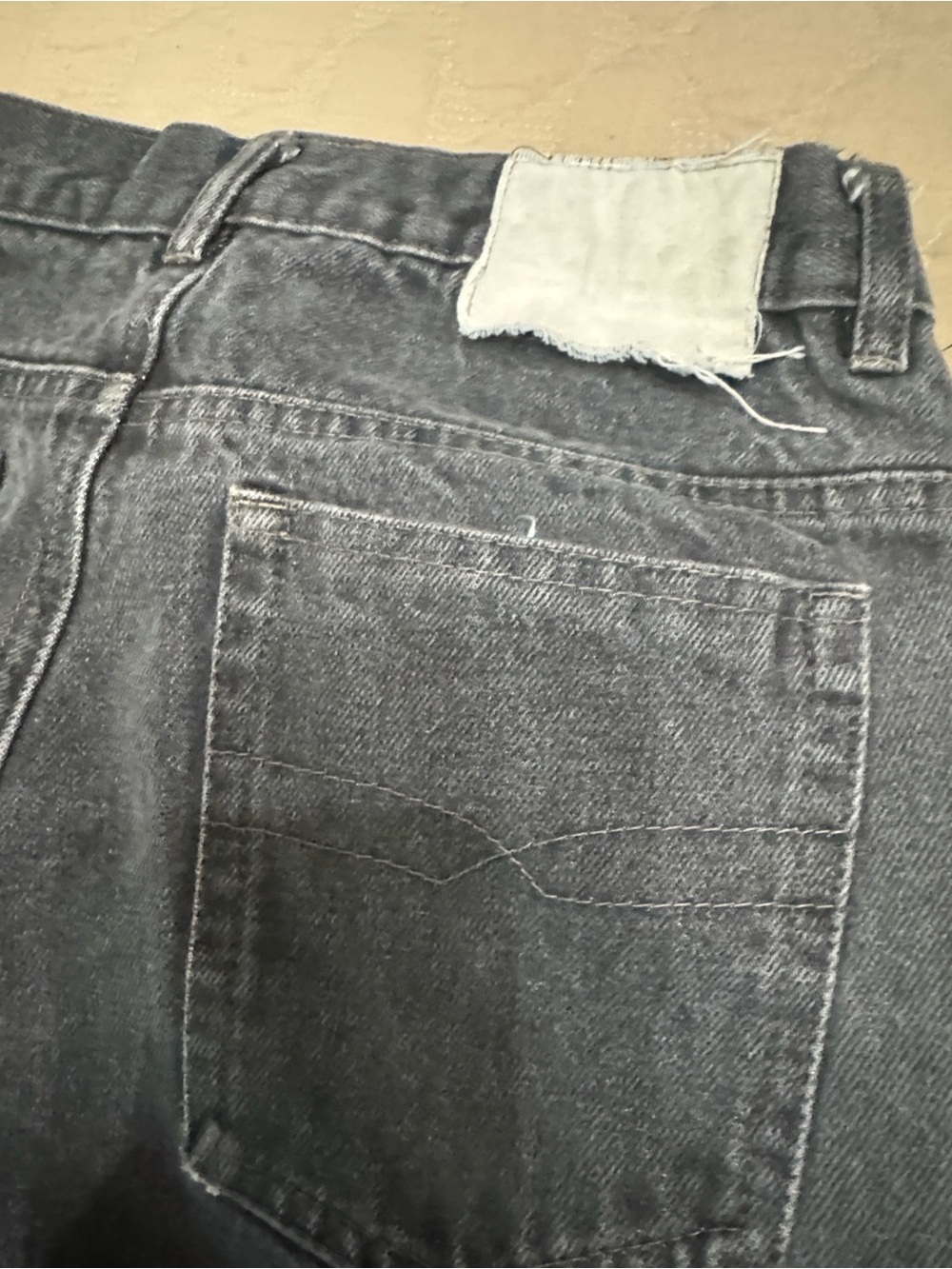 Bugle Boy Vintage Unisex Faded Black Tapered-Leg Denim Jeans - Picture 5 of 8